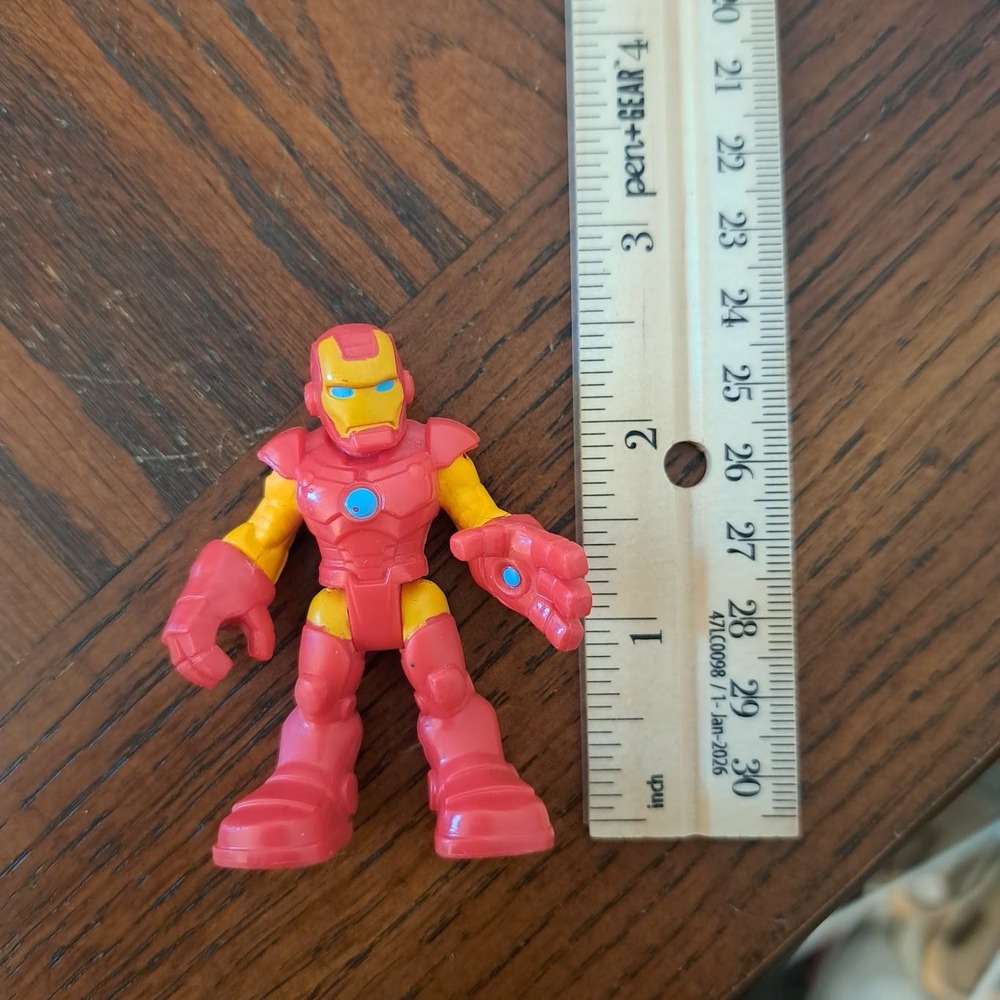 Marvel Super Hero Adventures Iron Man Playskool Heroes 2.5 Inch Action Figure
